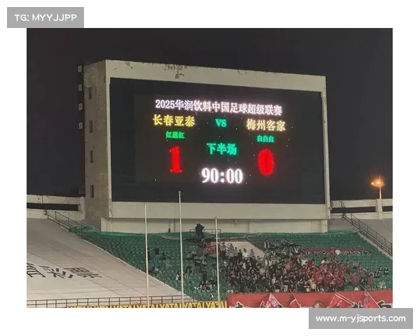 中超前四激战白热化:历史最小分差 悬念持续 中超前四激战白热化:历史最小分差 悬念持续